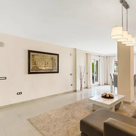 Apartamento In With Kitchen *